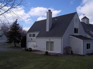 330 Yorktown Pl, Vermilion, OH 44089