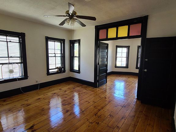 Dining Room to 4th Bedroom/Living Room
