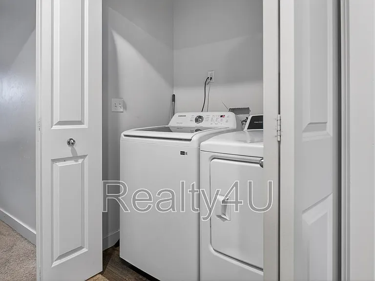 1454 S 520 W — Photo 13