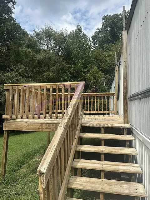 Remodeled 2 BR home — Photo 3