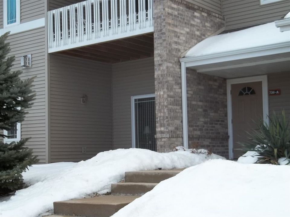 1st image of 726A Herndon Dr