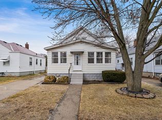 16225 Evergreen Ave, Eastpointe, MI