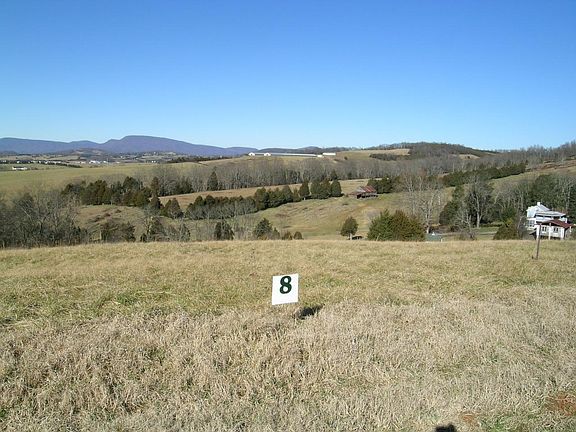 5th image of 8 Longview Meadow Dr