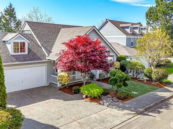 3306 View Point Circle NE, Tacoma, WA 98422