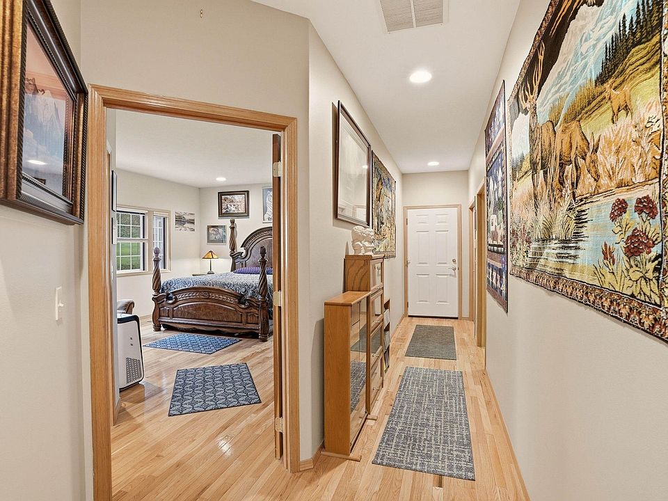 7015 N East Bluff Ct, Spokane, WA 99208 | Zillow