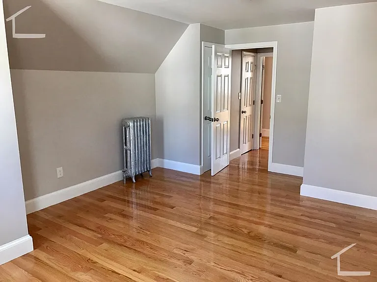 125 Brooks St #2A — Photo 17