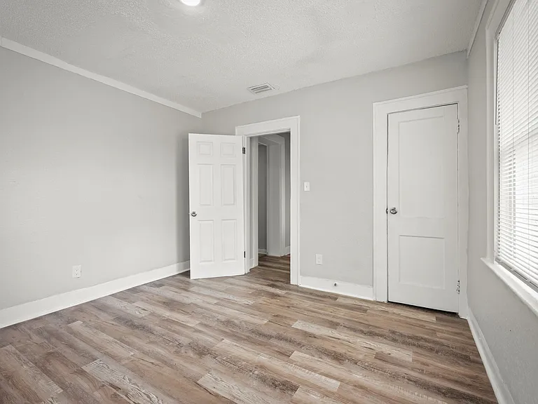 3524 Boulevard #3 — Photo 16