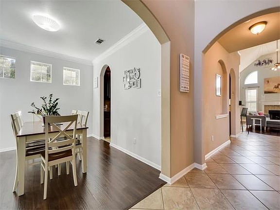 5th image of 15105 Glen Echo Dr