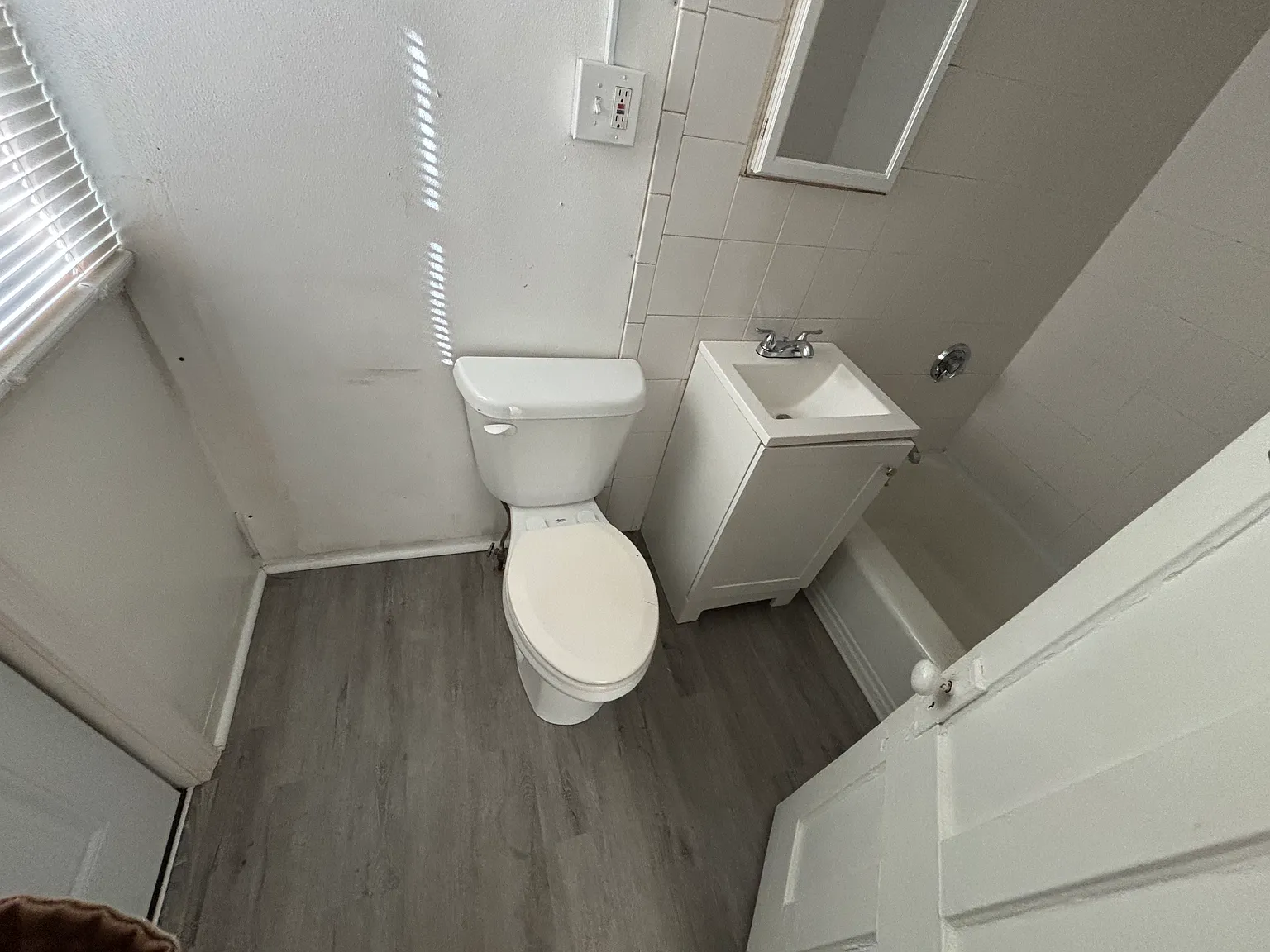 2 bed, 1000 sqft, $1,500 — Photo 4