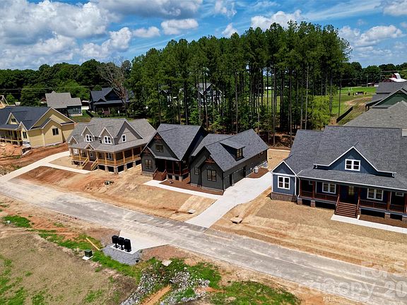 3rd image of 129 Camerons Mill Ln #32