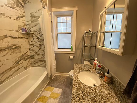 5th image of 5709 N Glenwood Ave #2