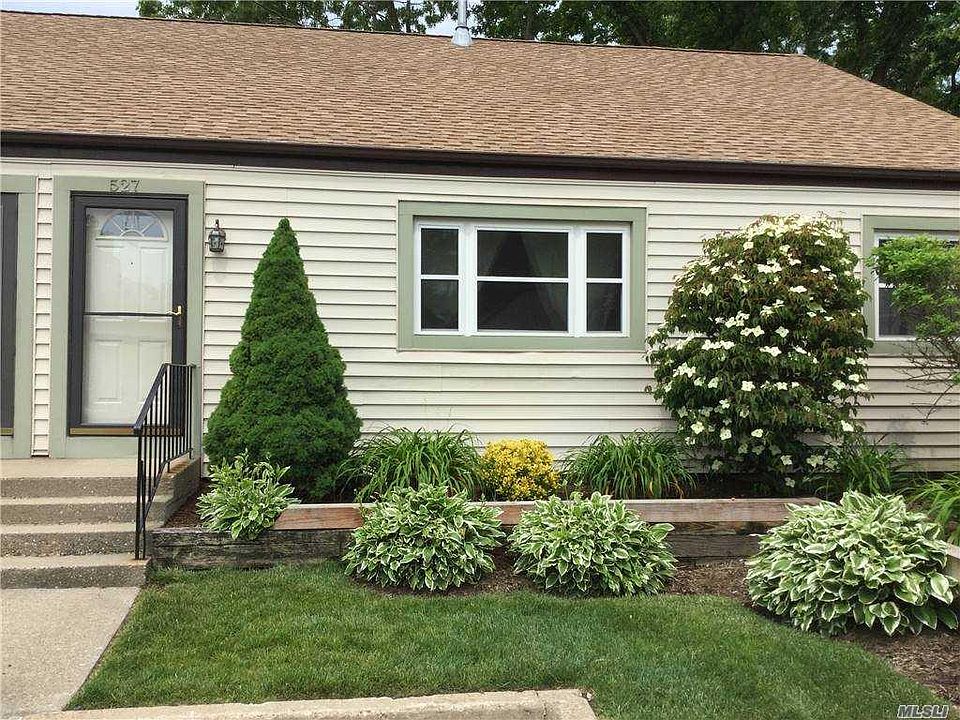1st image of 527 Lake Ct