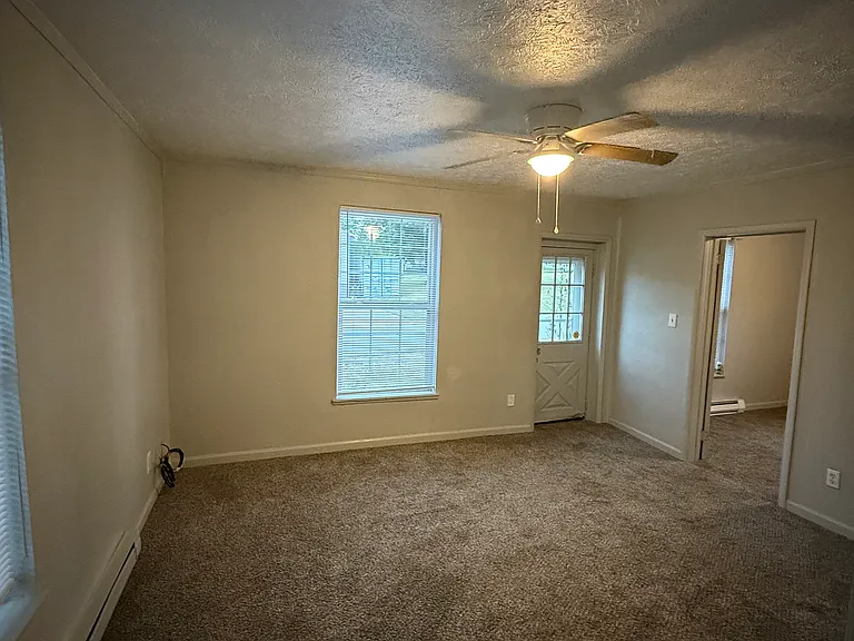 316 Grandview Ave — Photo 7
