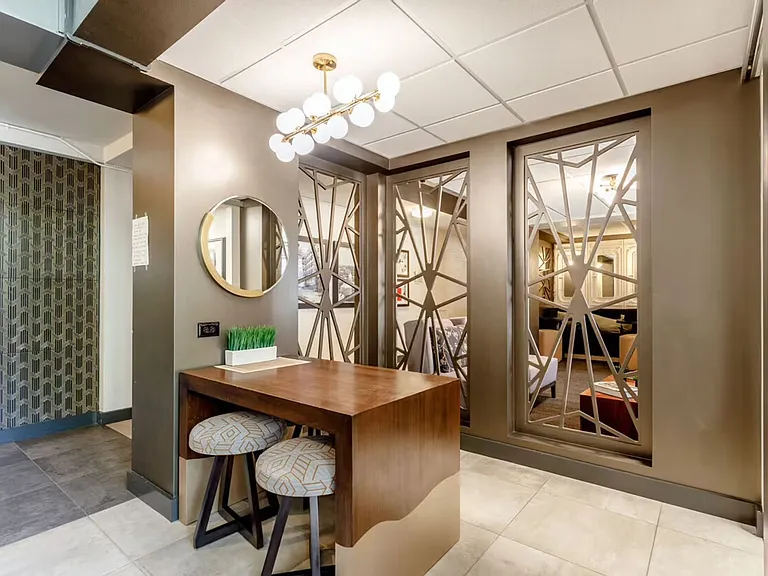 Camellia Apartments — Photo 5
