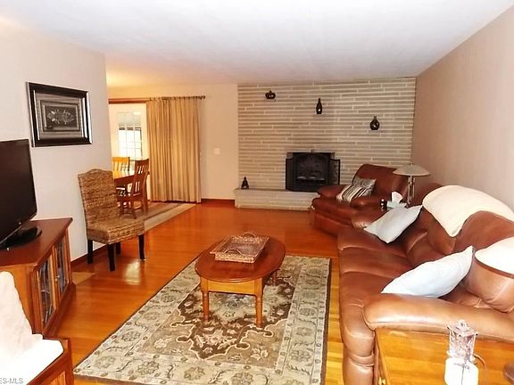 3rd image of 4544 Midpine St