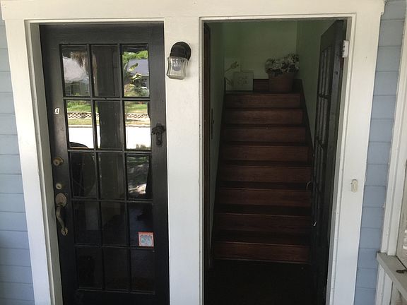 5th image of 1636 Oakmont Ln