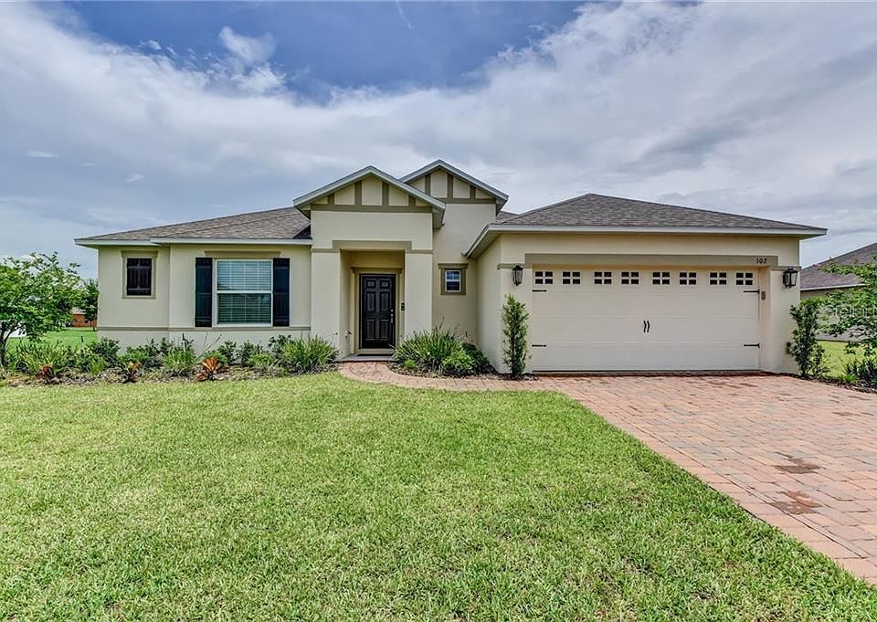 1st image of 102 Blanco Dr