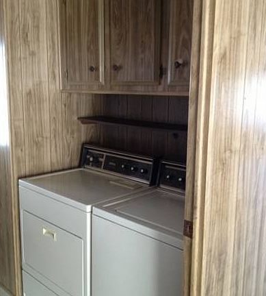 Washer / Dryer Area