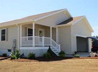 35 Modena Cir, Westfield, MA 01085