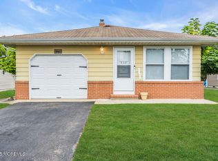 848 Jamaica Blvd, Toms River, NJ 08757