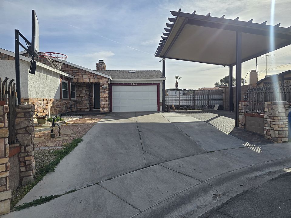 1st image of 6641 Miragrande Dr