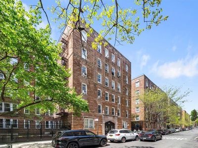 2081 Cruger Avenue #2H, Bronx, NY, 10462