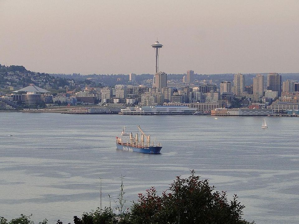 Close up view from LR