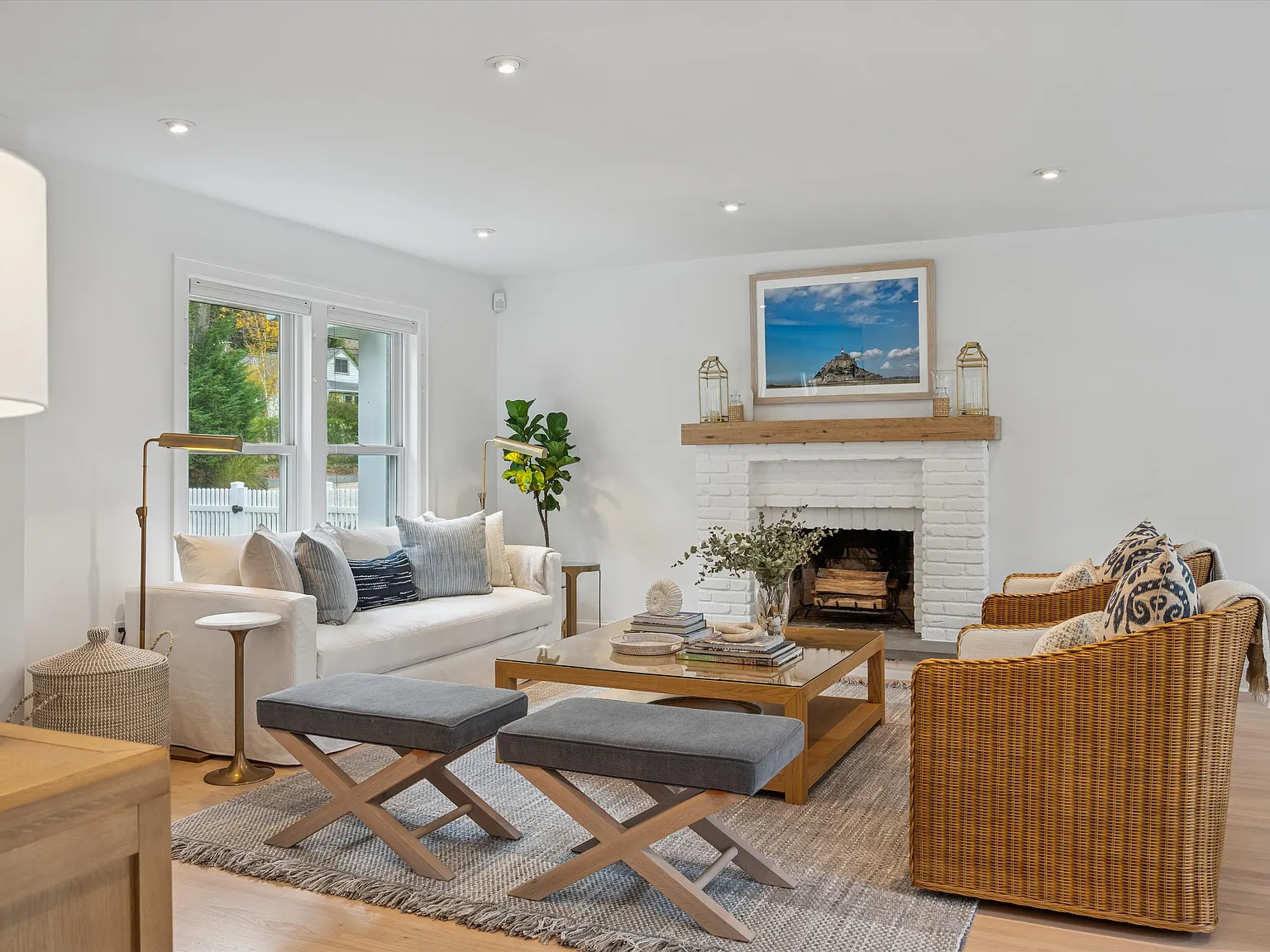 Charming Sag Harbor Village Colonial — Photo 2