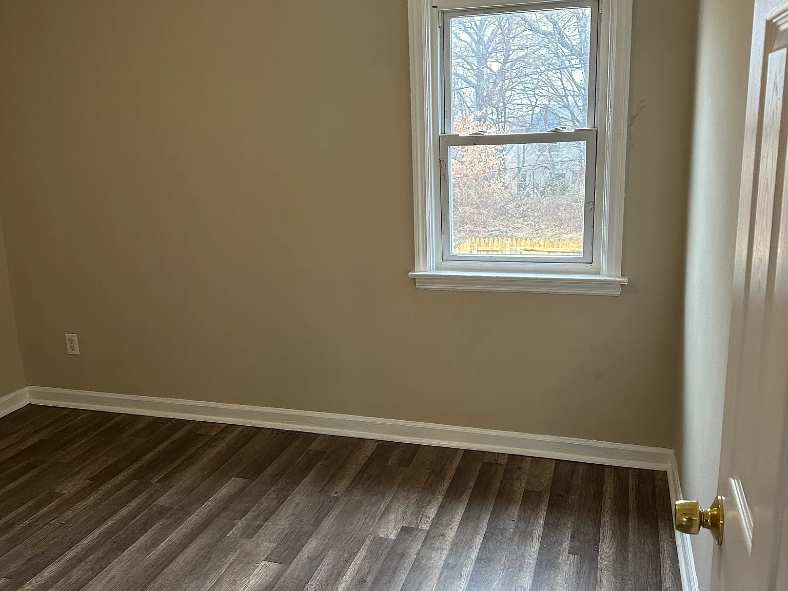 Bedford Dr, Wilmington — Photo 2