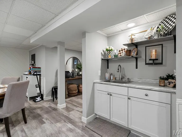 2947 Meramar Dr — Photo 24