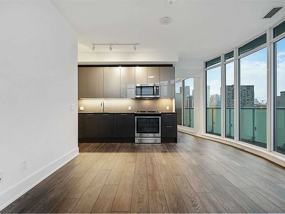 2nd image of 403 Church St #1705