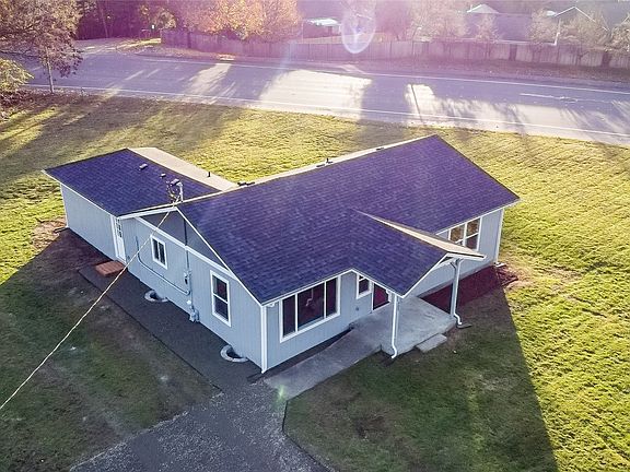 2nd image of 505 DELTA Lane SE