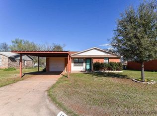 1429 Phoenix Dr, Wichita Falls, TX 76306