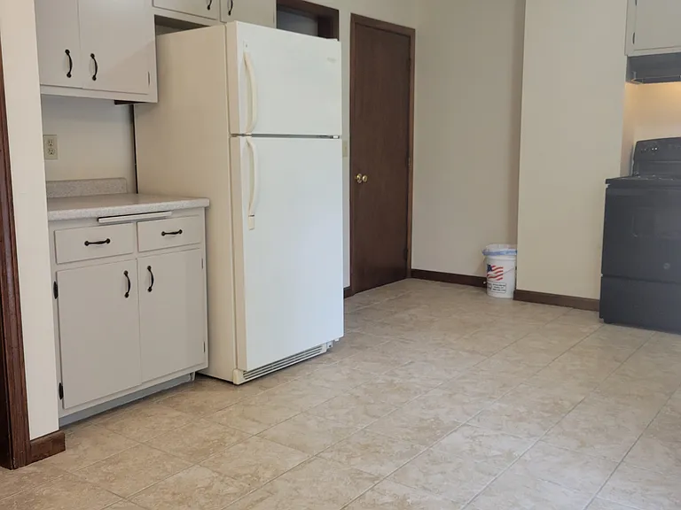 33 Elderkin Ave #A1 — Photo 9