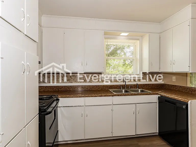 3021 Baywood Dr — Photo 7