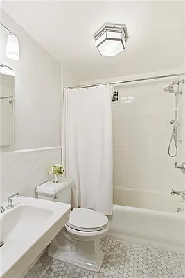 Sold by Private Client Realty | media 22