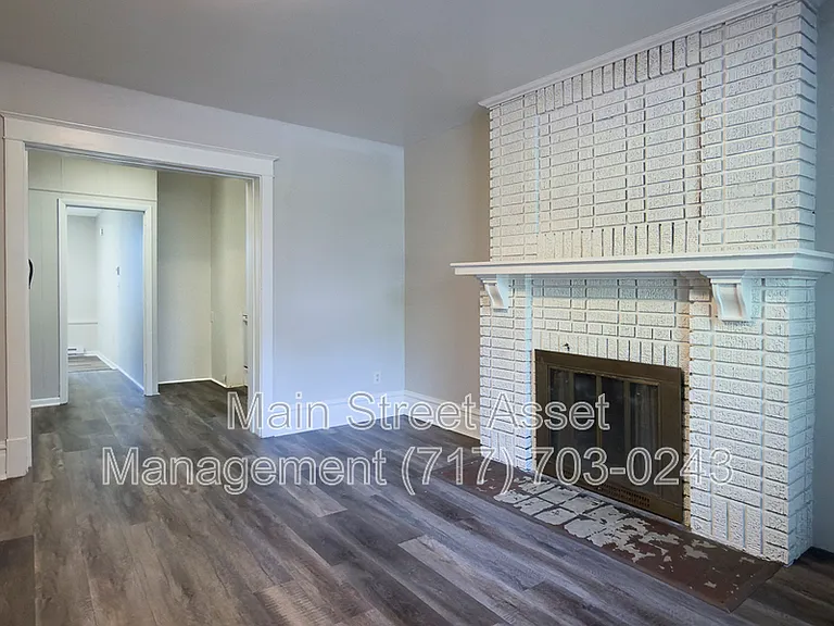 2108 Walnut St #1 — Photo 13