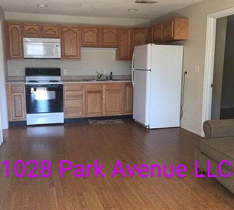 2nd image of 943 Virginia Ave NE #5