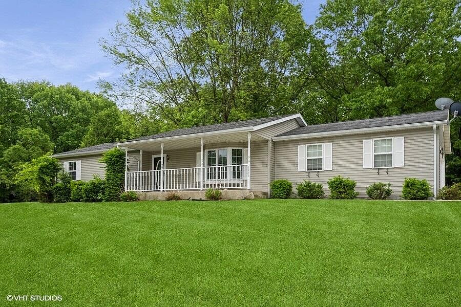 1st image of 8805 E Long Lane Dr