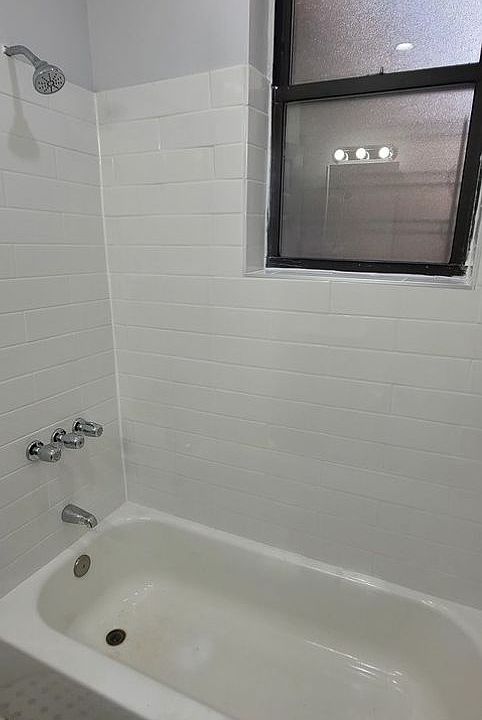 2nd image of 4735 N Beacon St #102
