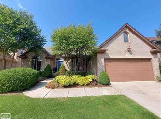 46263 Appleton Dr, Macomb, MI 48044