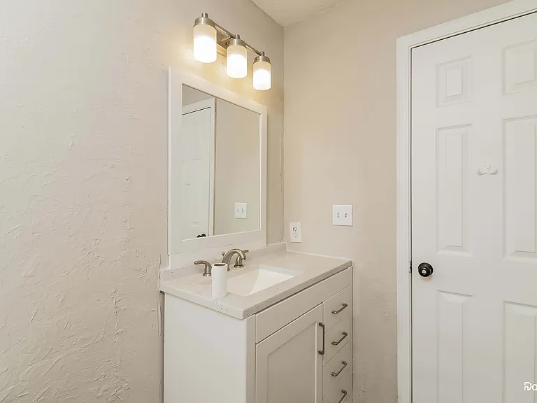 171 Country Meadows Ct — Photo 10
