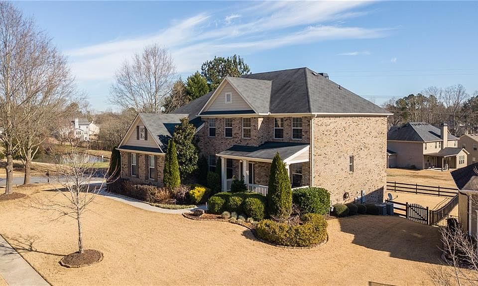 1st image of 128 Johnston Farm Ln