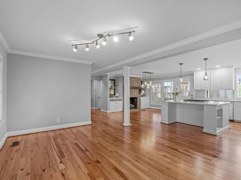 1508 Braden Overlook Ct — Photo 16