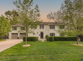 304 E 27th St, Sioux Falls, SD 57105