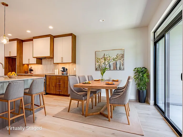 11010 NE 54th Ave — Photo 16