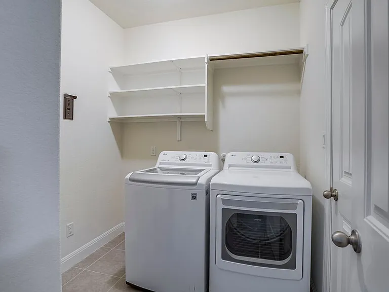 4424 Trinity Woods St — Photo 16