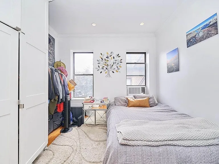 236 E 33rd St #4C — Photo 5