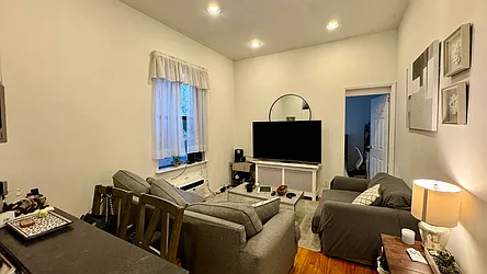 Rented by HOLTON REAL ESTATE INC.