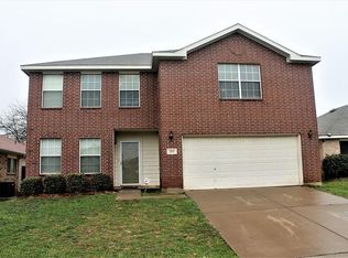 212 Allenwood Dr, Fort Worth, TX 76134